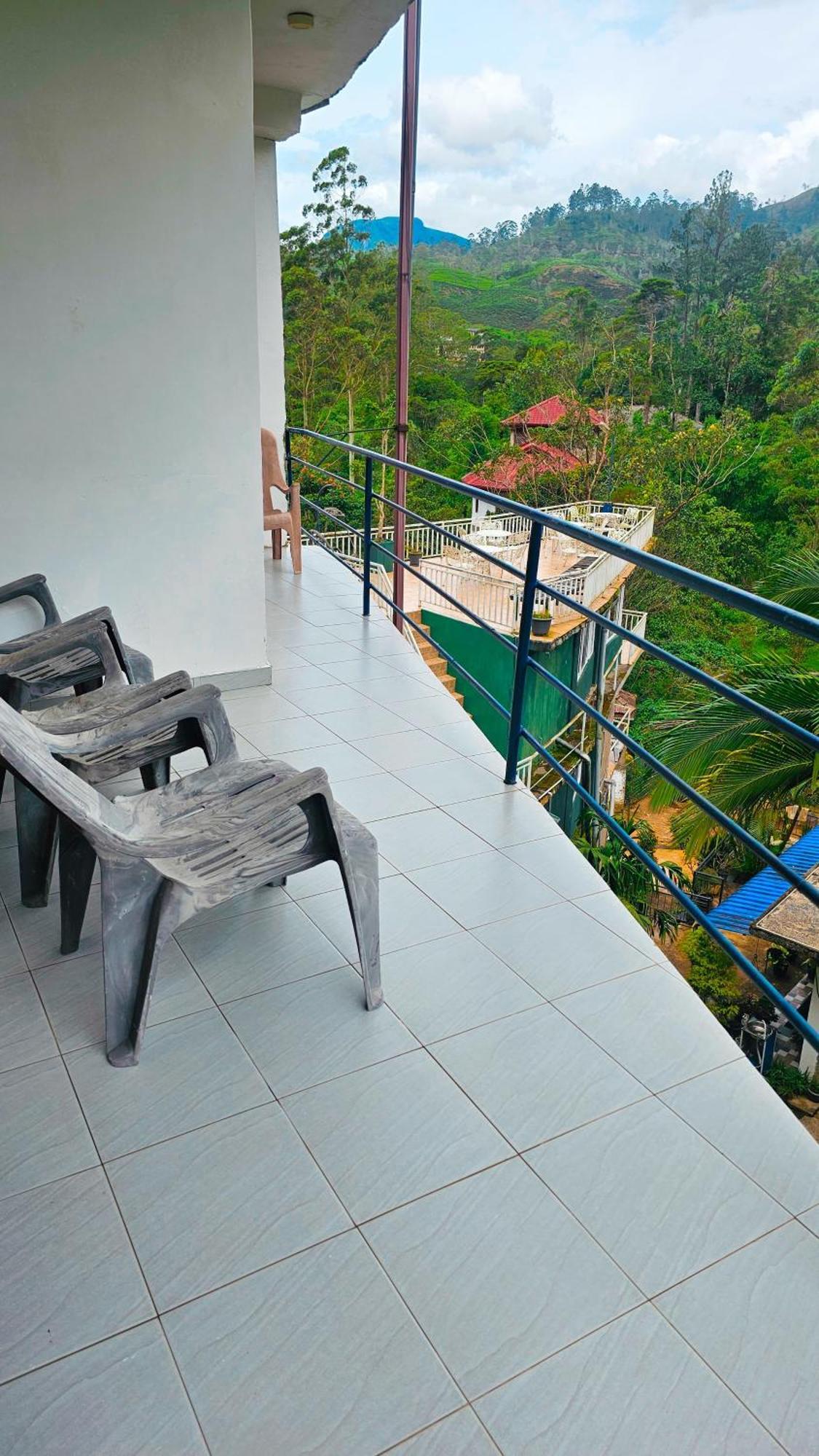 Adams Peak Grand Hotell Nallathanniya Exteriör bild