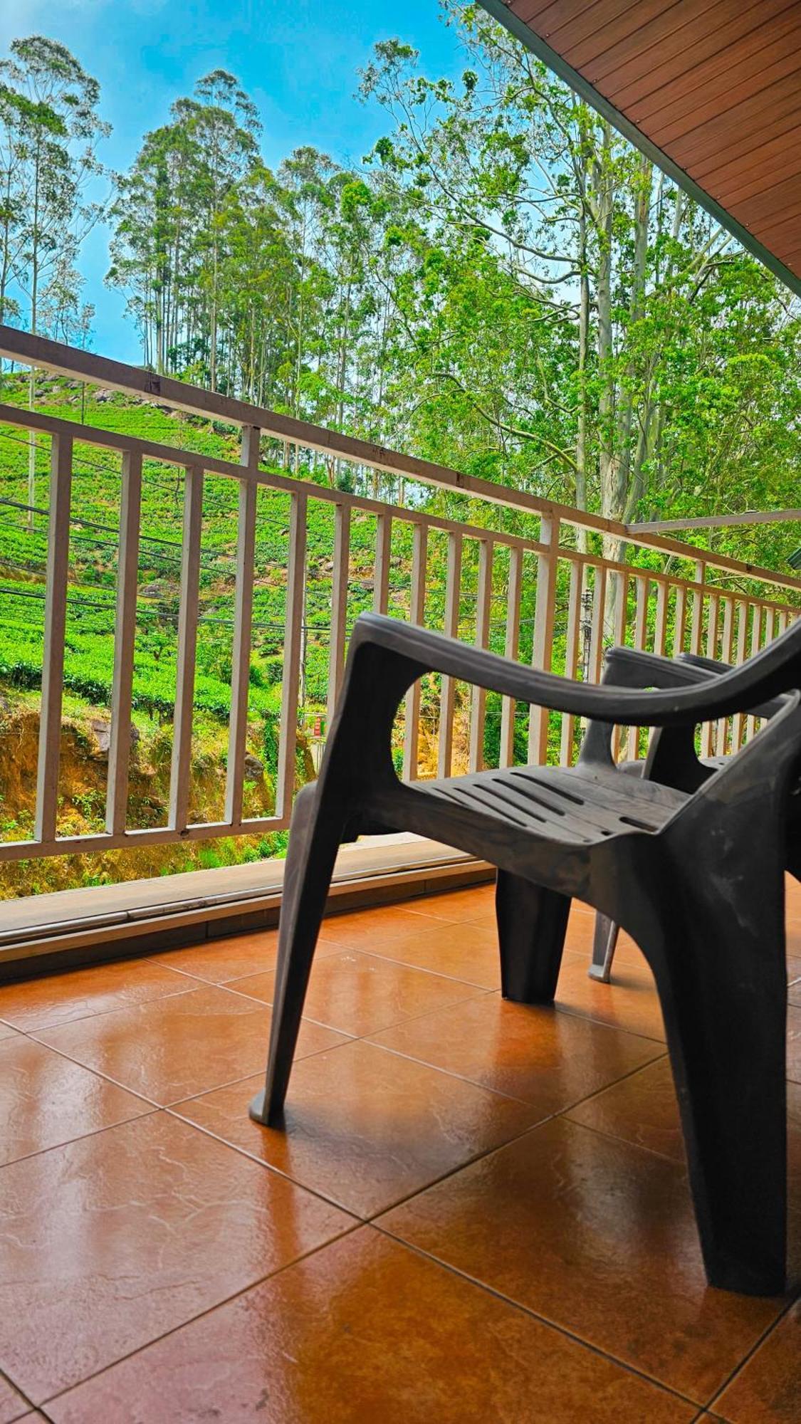Adams Peak Grand Hotell Nallathanniya Exteriör bild
