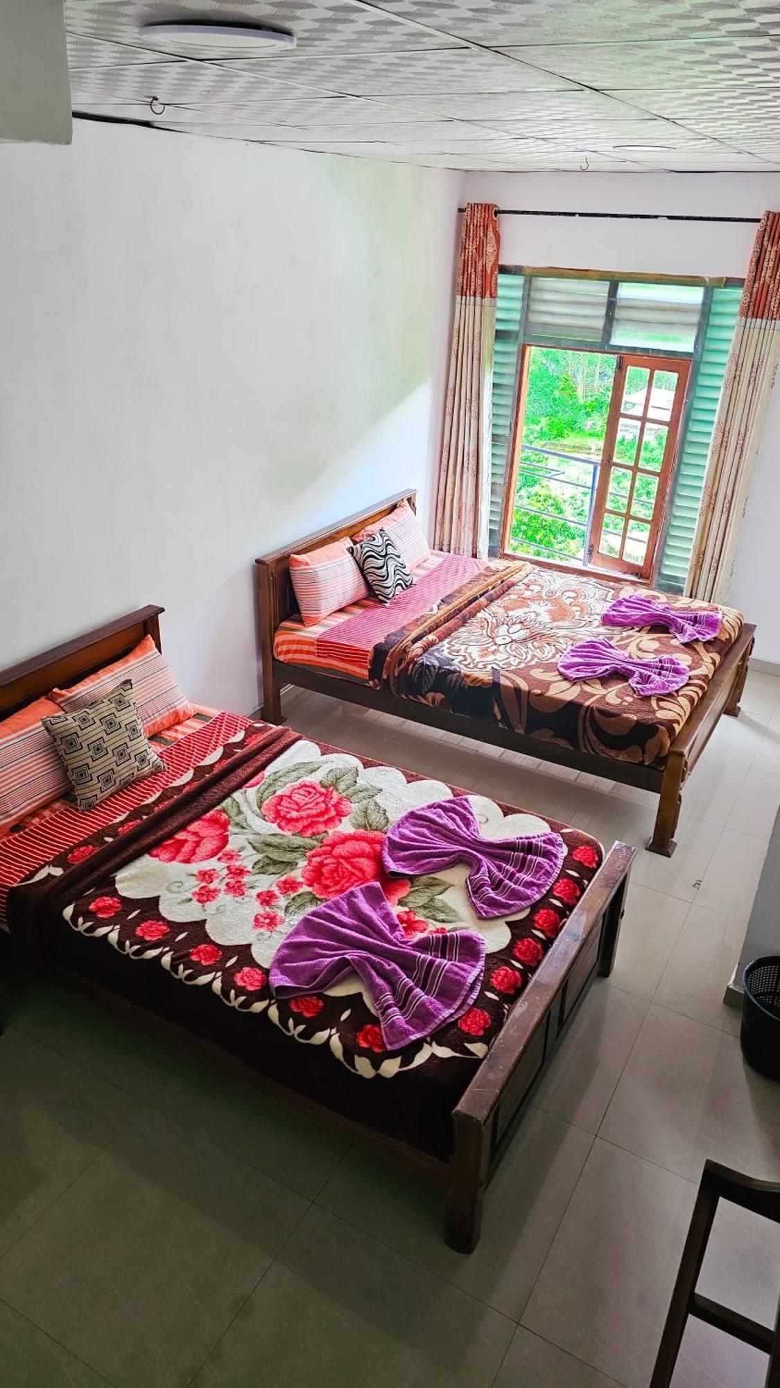 Adams Peak Grand Hotell Nallathanniya Exteriör bild