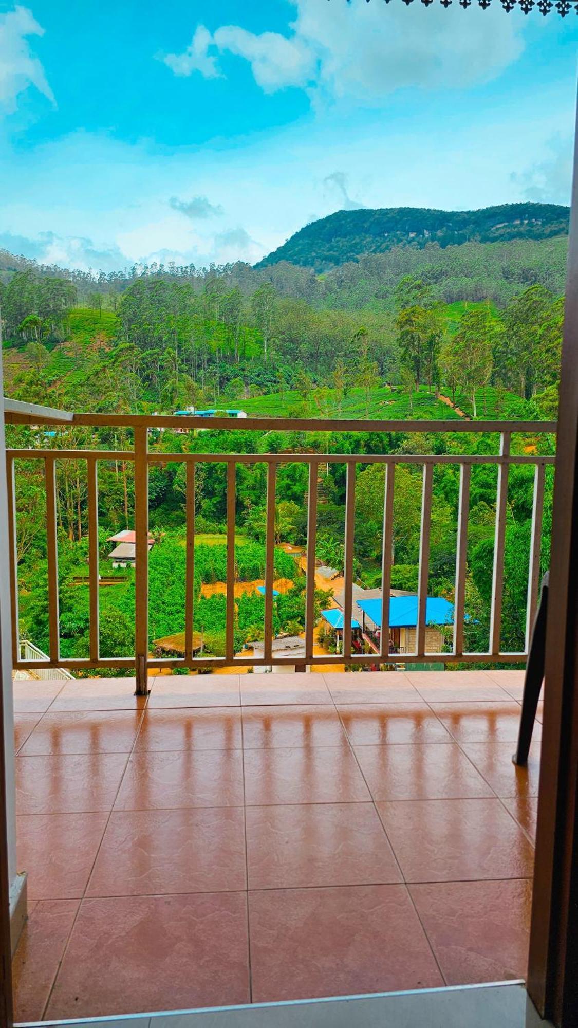 Adams Peak Grand Hotell Nallathanniya Exteriör bild