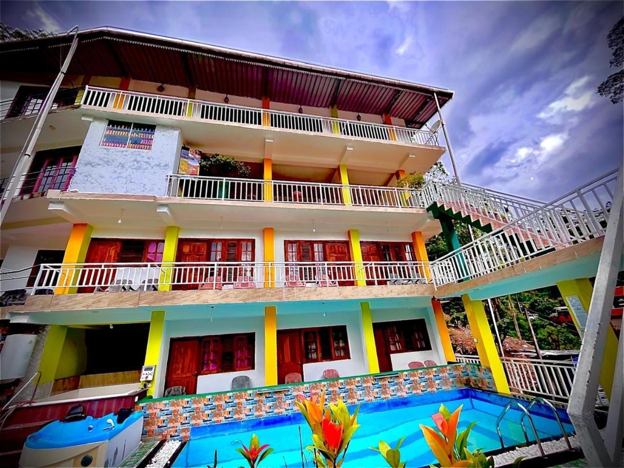 Adams Peak Grand Hotell Nallathanniya Exteriör bild